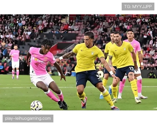 卡利亚里vs克雷莫纳，保级关键战